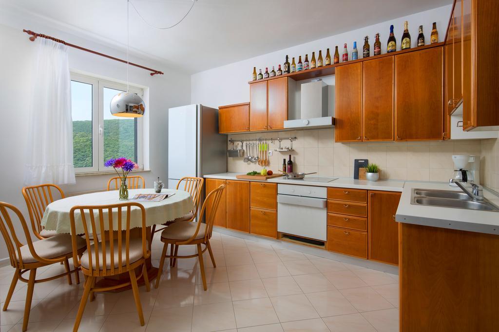 Ana Apartment Рабац Экстерьер фото